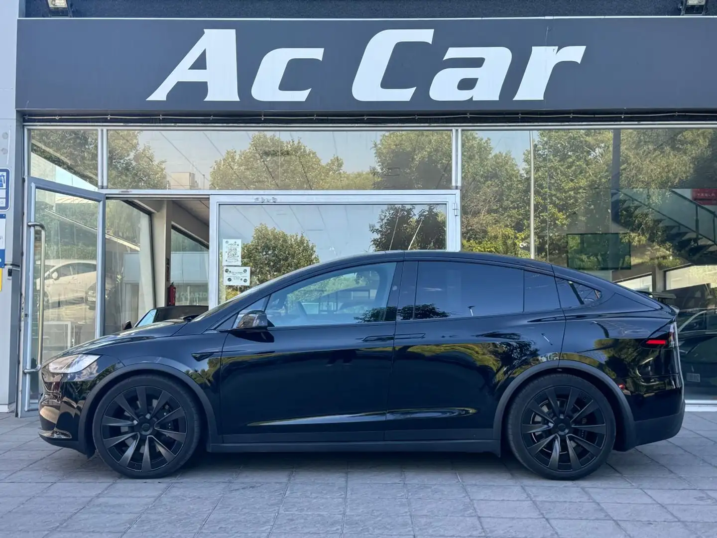 Tesla Model X AWD Black - 1