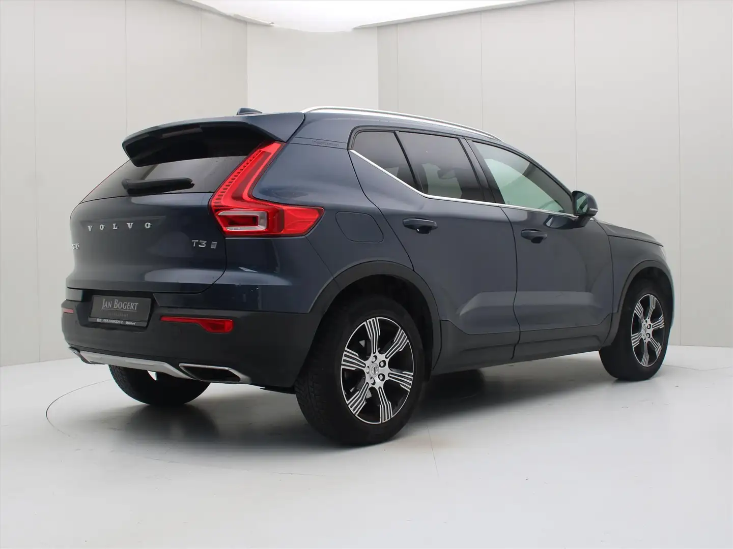 Volvo XC40 T3 163pk 6-bak Inscription [ PANODAK+H&K+CAMERA+CL Bleu - 2