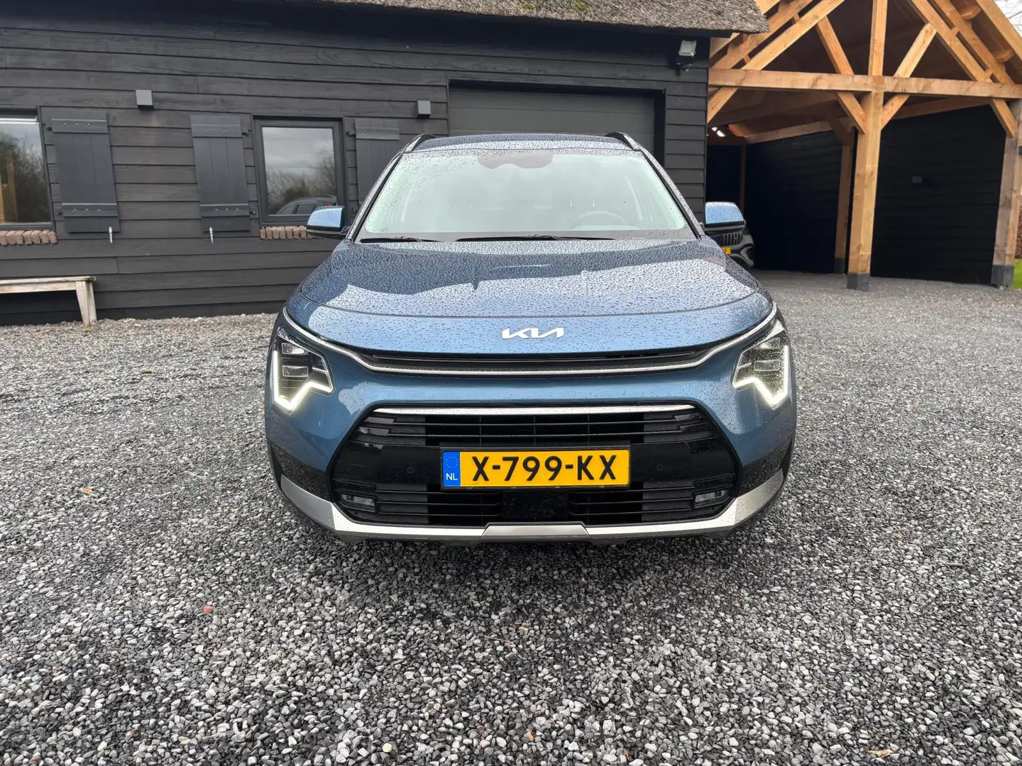 Kia Niro 1.6 GDi Hybrid DynamicLine Blauw - 2