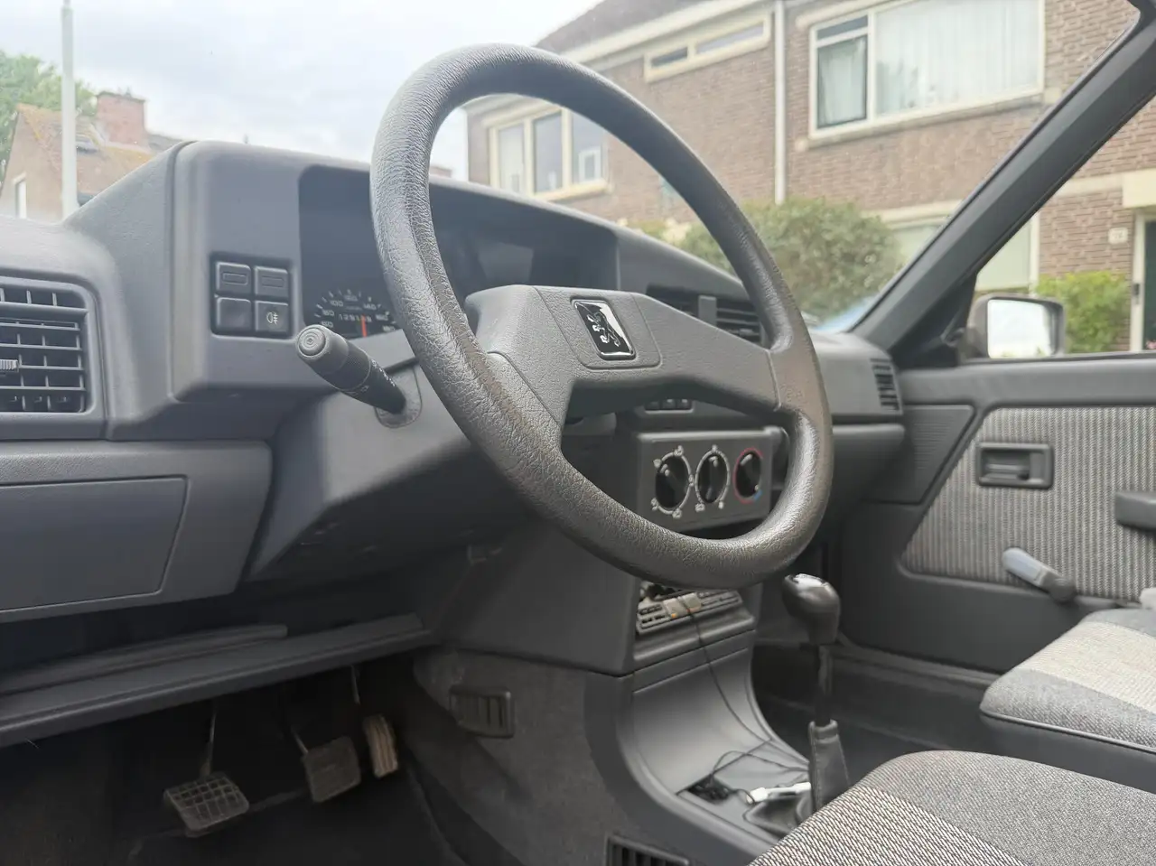 Peugeot 309 GR 1.4 Plus U9 | 129139km | APK 2028 garageonderhouden | Zonnedak, foto 12
