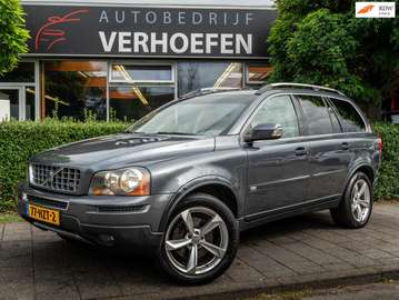 4.4 V8 Momentum 7PERS - AUTOMAAT - PARKEER CAMERA