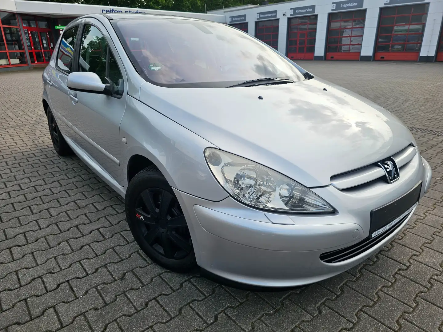 Peugeot 307 135 Sport,Klima,Leder Sitzheizung,3.H,Tüv3/2026 Argent - 2