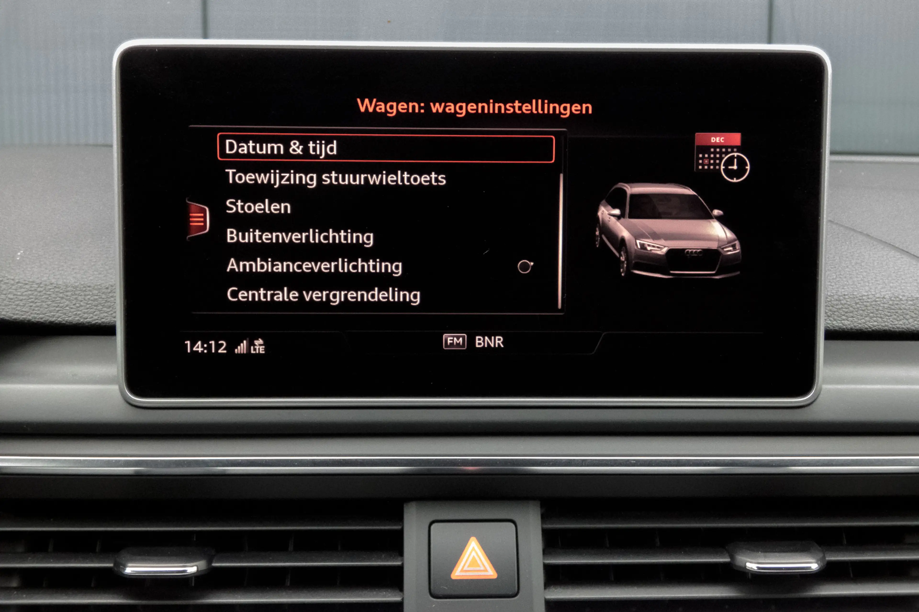 Audi A4 Avant 2.0 TFSI MHEV Design Pro Line Plus | Virtual — photo 37