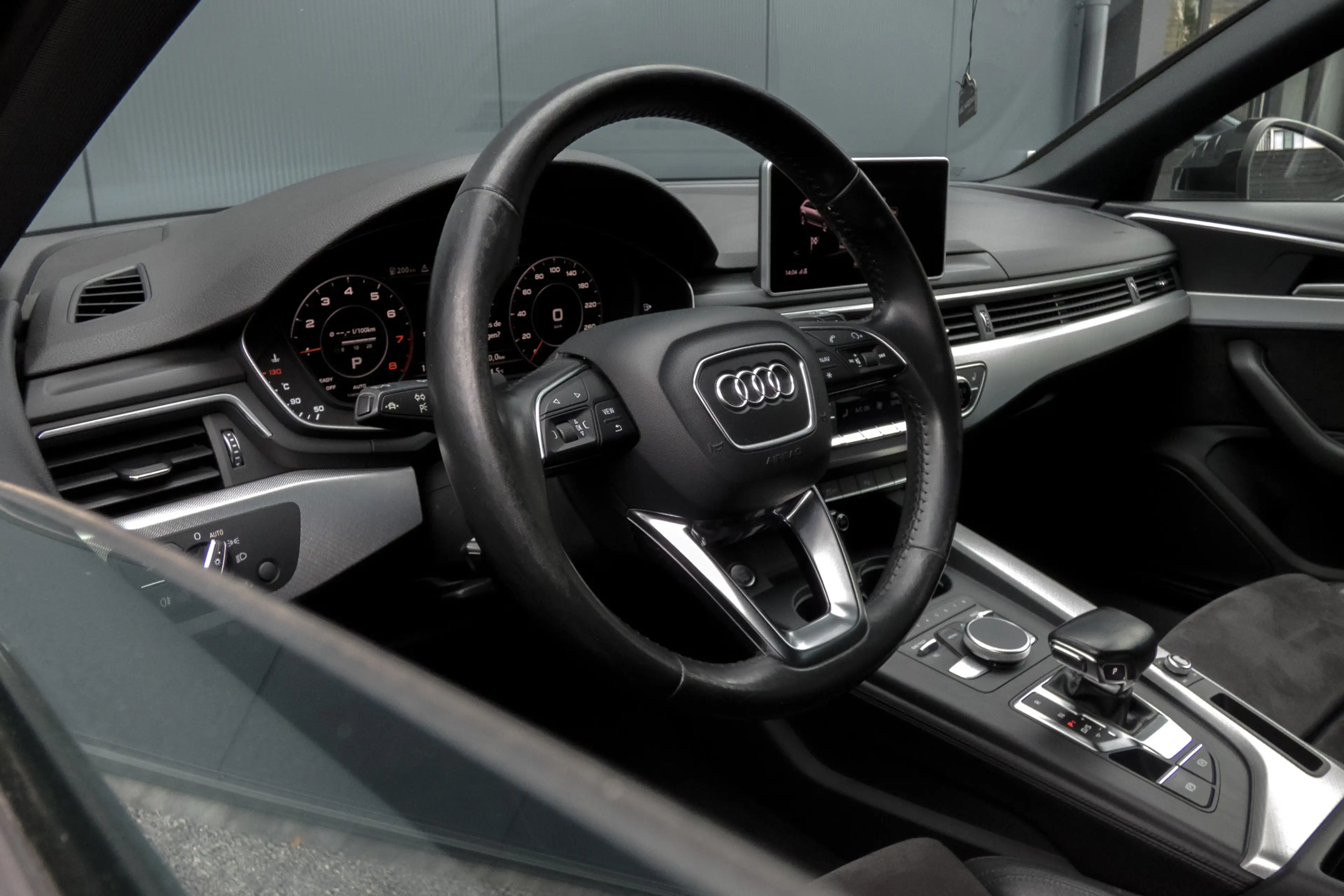 Audi A4 Avant 2.0 TFSI MHEV Design Pro Line Plus | Virtual — photo 5