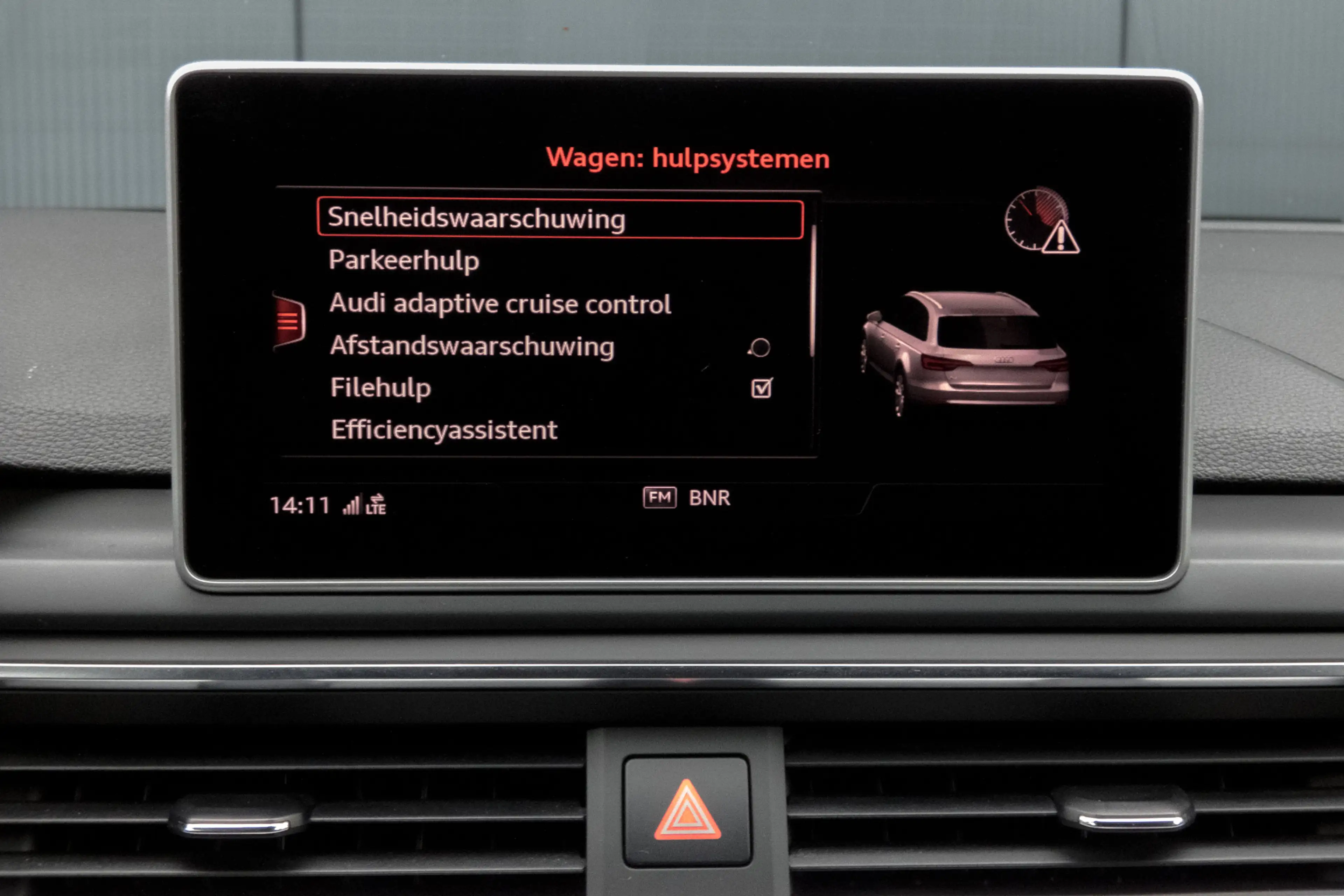 Audi A4 Avant 2.0 TFSI MHEV Design Pro Line Plus | Virtual — photo 35