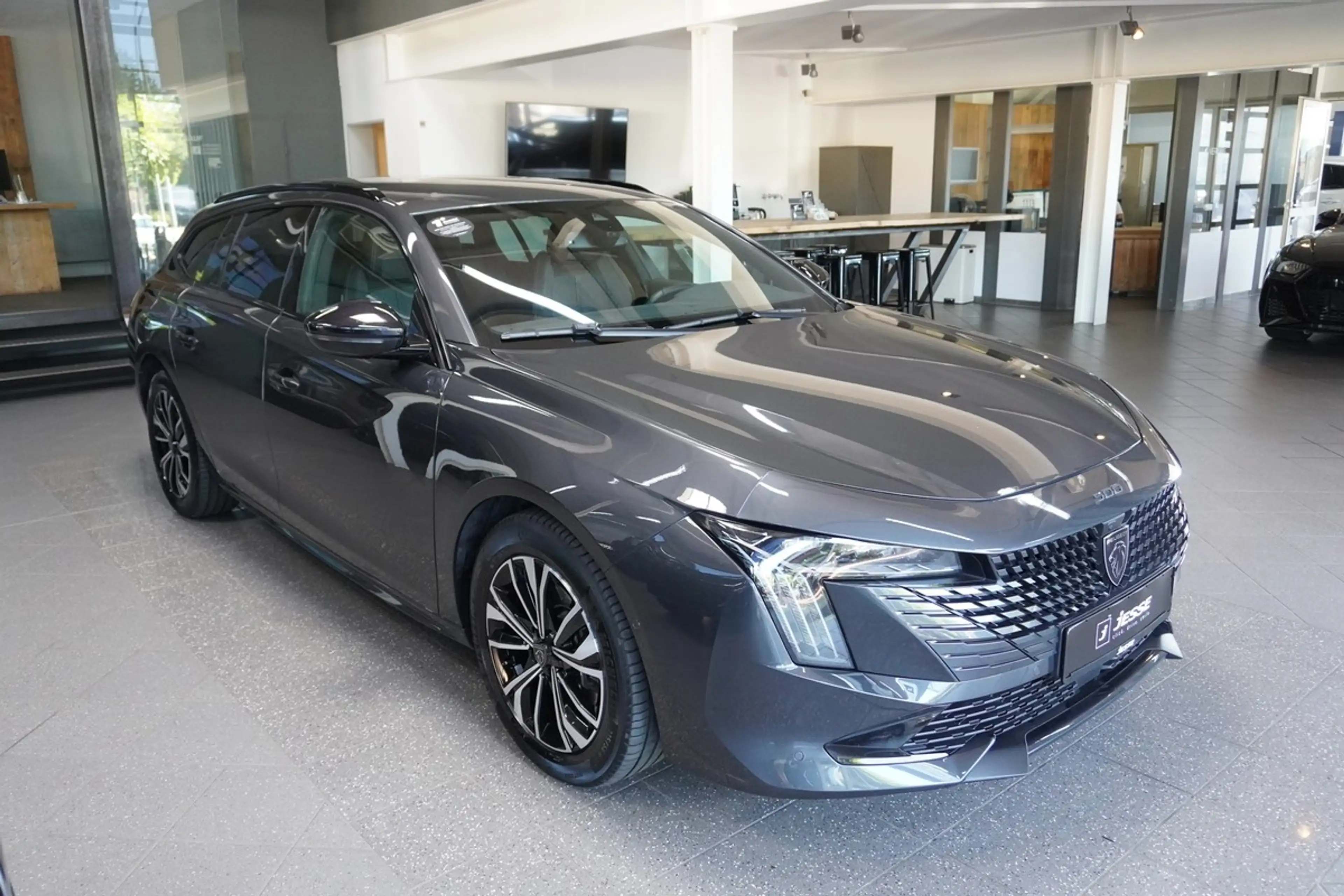Peugeot 508 SW Allure Hybrid LED ACC DAB R.Cam — photo 3