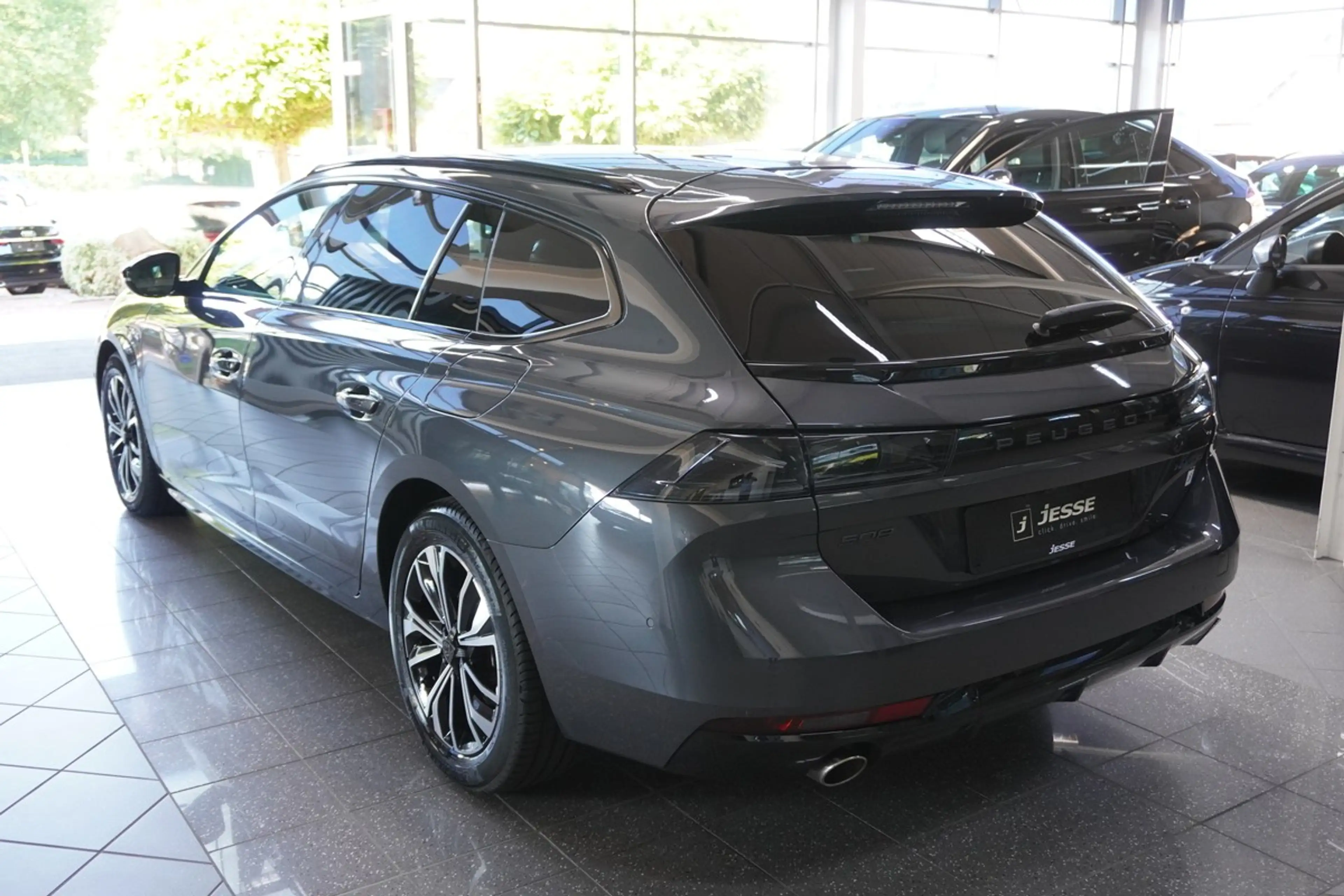 Peugeot 508 SW Allure Hybrid LED ACC DAB R.Cam — photo 8
