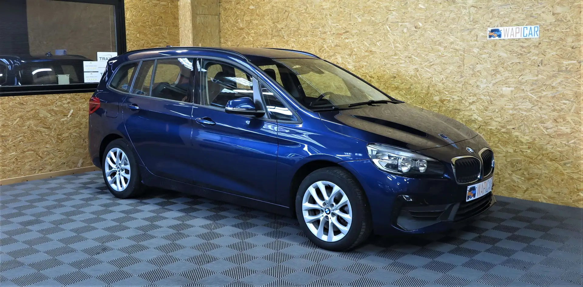 BMW 218 Gran Tourer 218i cuir chauffant*navi Bleu - 1