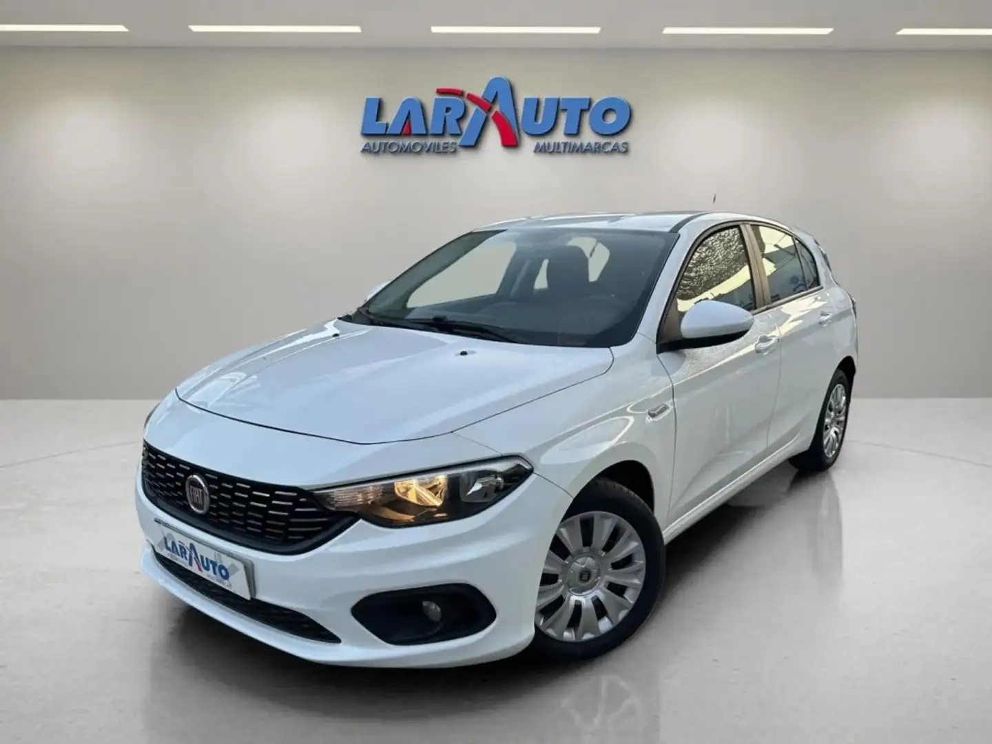 Fiat Tipo 1.6 Multijet II Easy Blanco - 1