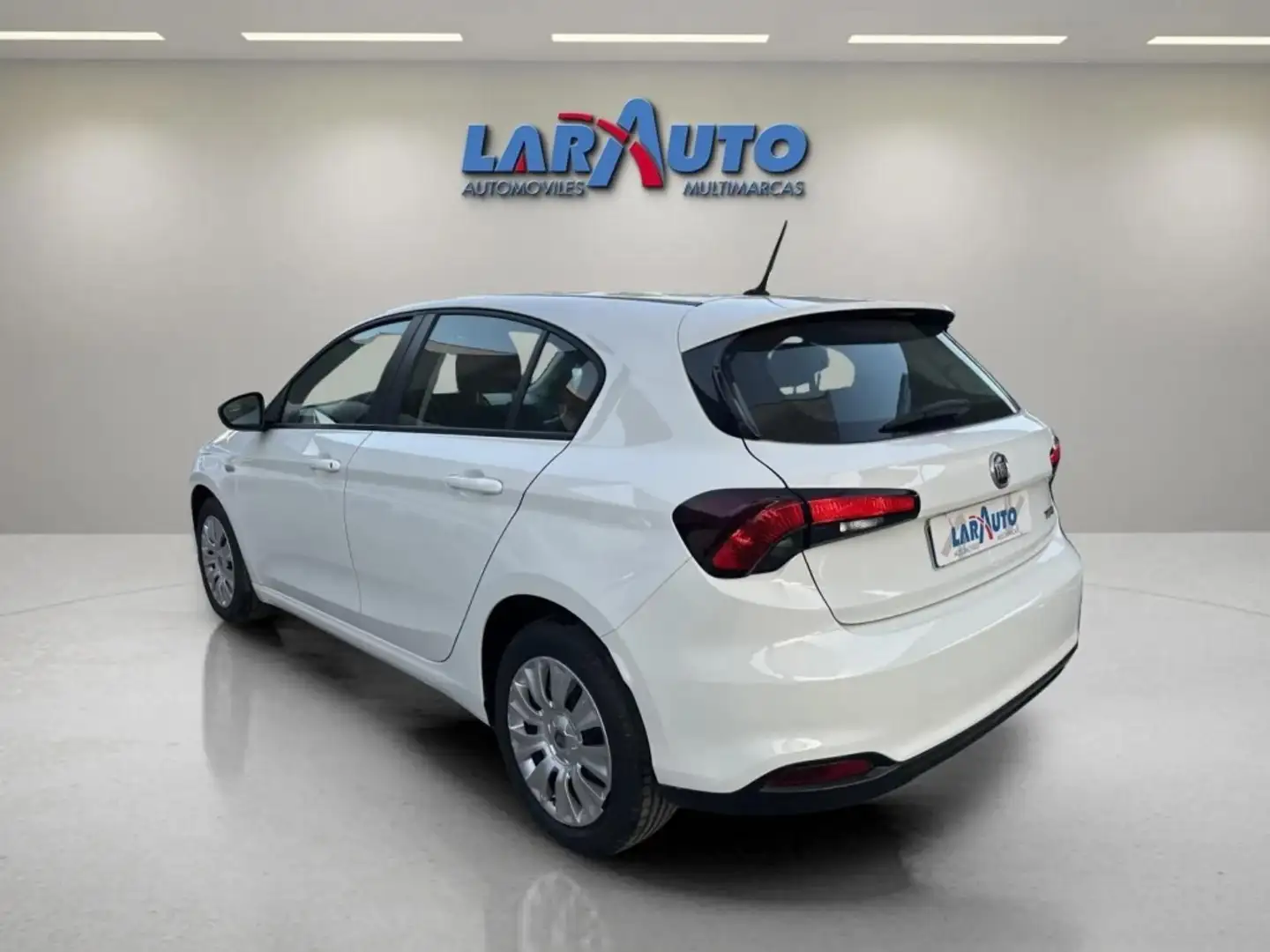 Fiat Tipo 1.6 Multijet II Easy Blanco - 2