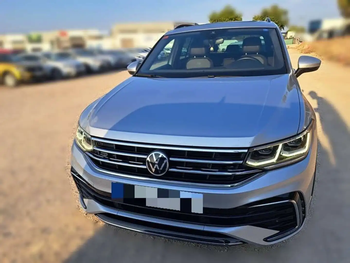 Volkswagen Tiguan 2.0TDI R-Line DSG 110kW - 1