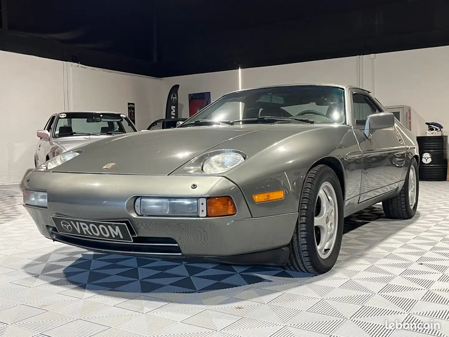 Porsche 928 s4 - 1