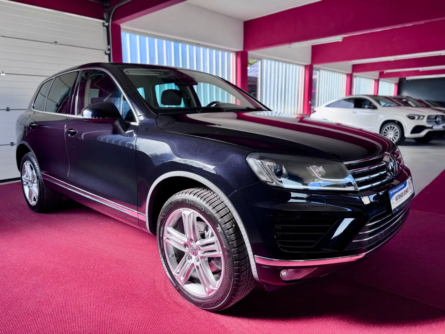 Volkswagen Touareg V6 TDI 4M BiXenon 360° Leder Navi 20" Schwarz - 2