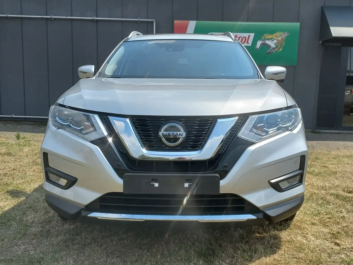 Nissan X-Trail 1.7 dCi 2WD Business Edition 7pl. Zilver - 2