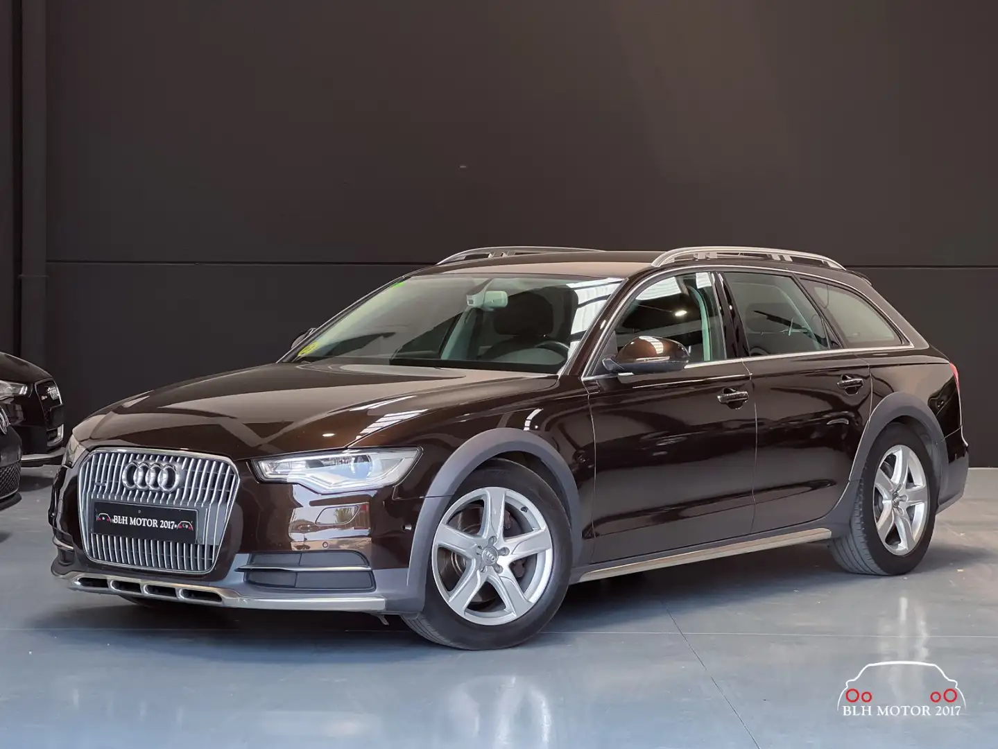 Audi A6 allroad Quattro 3.0 TDI 245 clean diesel quattro Stronic Brun - 1