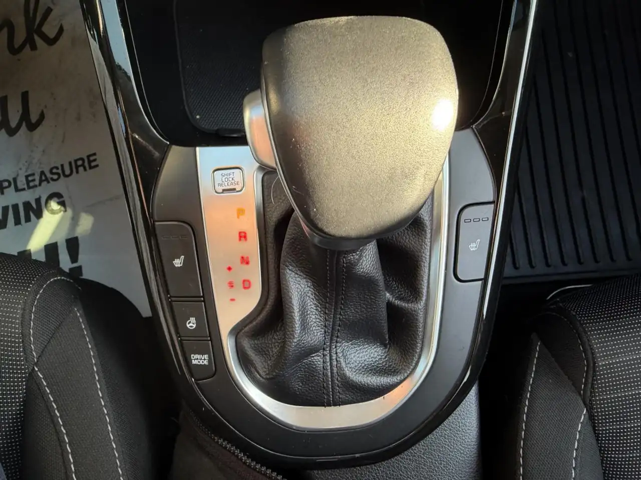 Kia Forte снимка Kia Forte