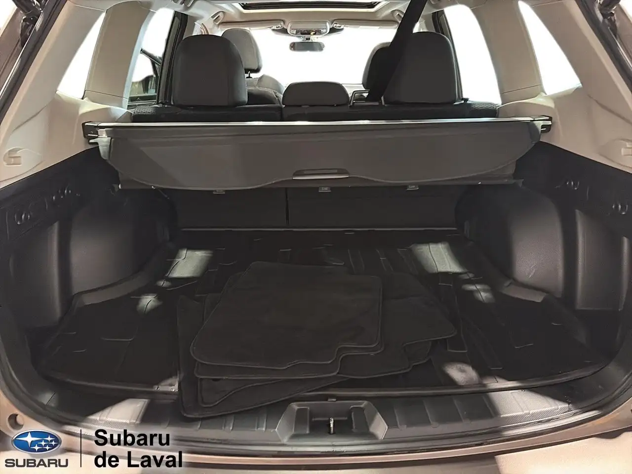 Subaru Forester снимка Subaru Forester