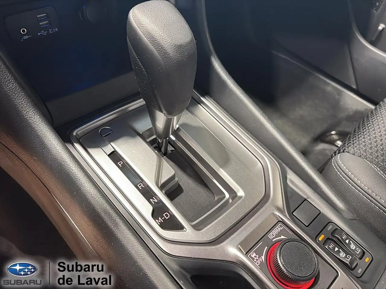 Subaru Forester снимка Subaru Forester