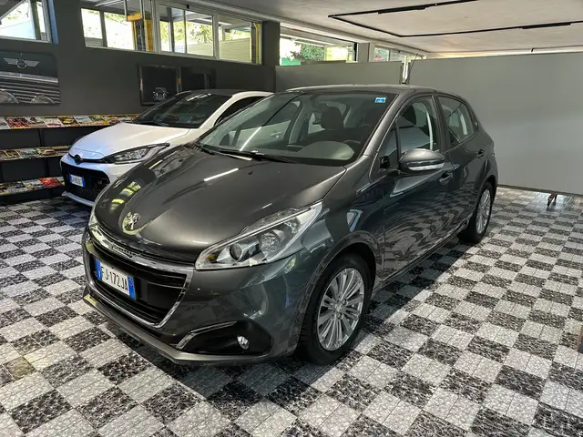 Peugeot 208 5p 1.2 puretech Allure 82cv