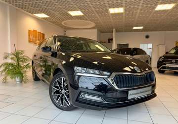 Combi 2.0 TDI DSG Style*ACC*AHK*Kamera*