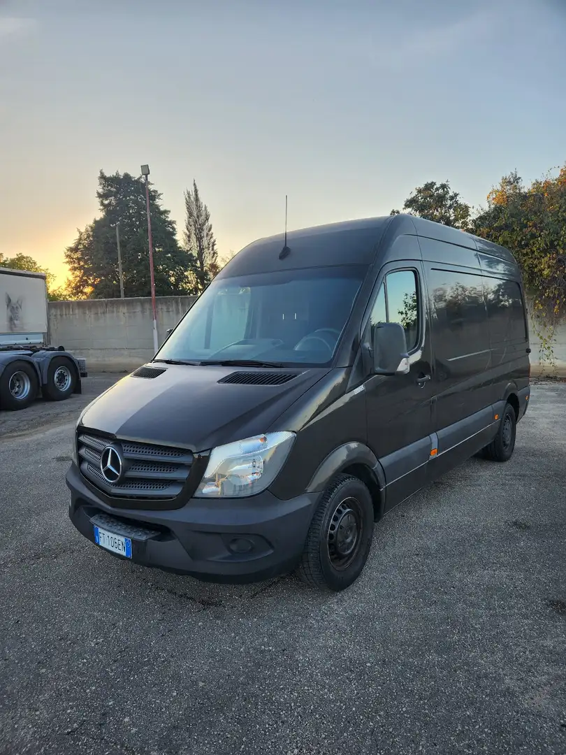 Mercedes-Benz Sprinter L2H2 - 1