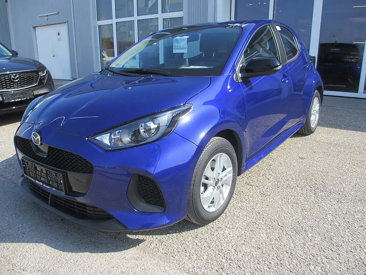 Mazda 2 Mazda2 Hybrid Centre Line Blau - 2