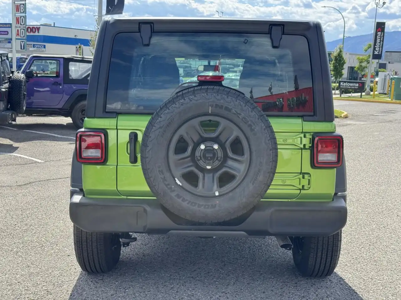 Jeep Wrangler снимка Jeep Wrangler