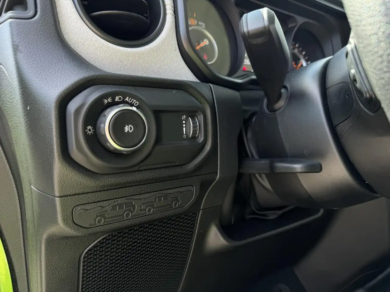 Jeep Wrangler снимка Jeep Wrangler
