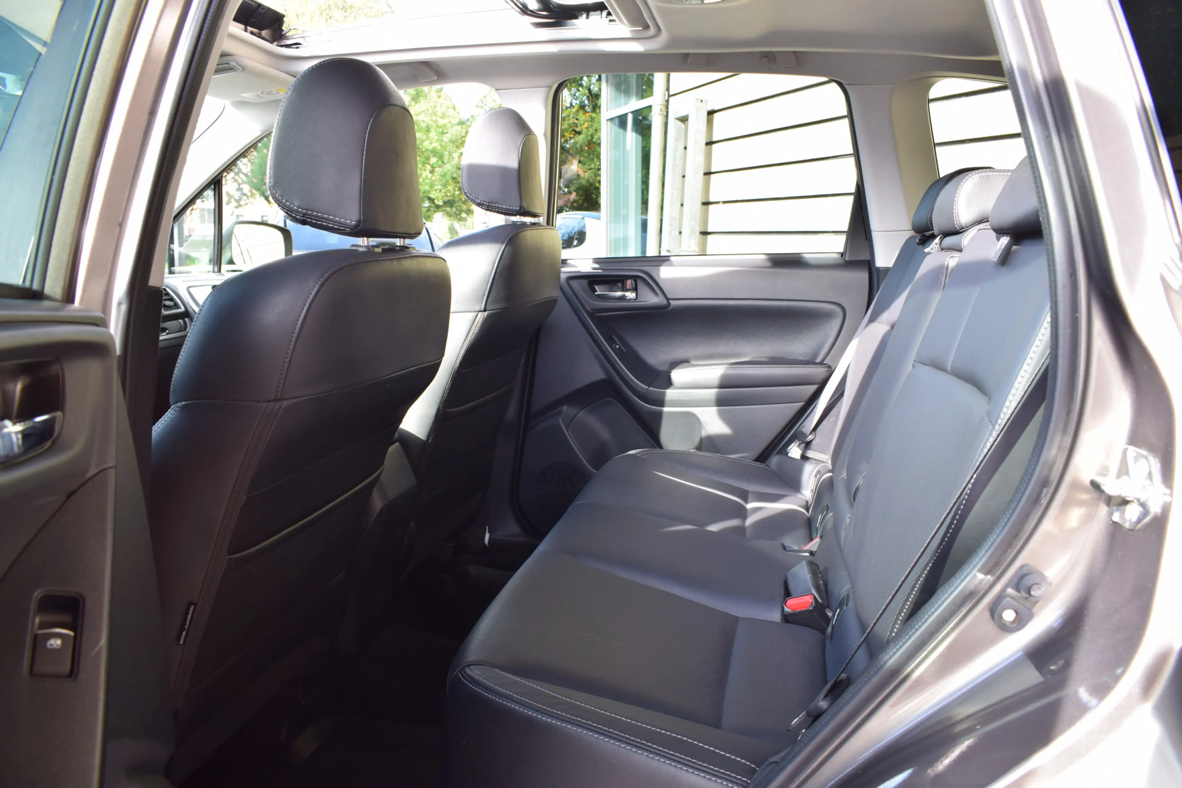 Subaru Forester 2.0 Premium - Eyesight - Trekhaak - Dealer onderho — photo 15