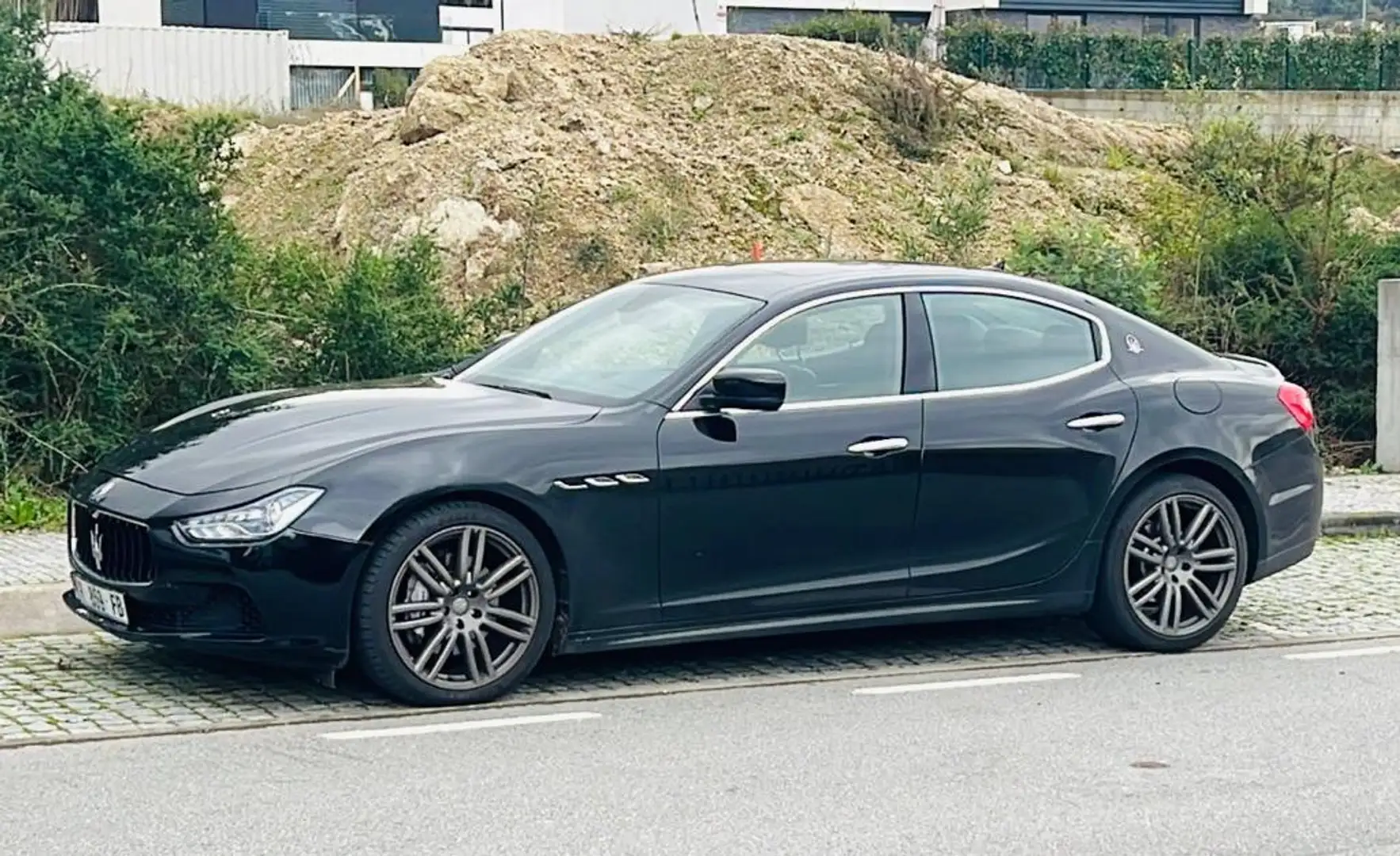 Maserati Ghibli S Aut. Negro - 1