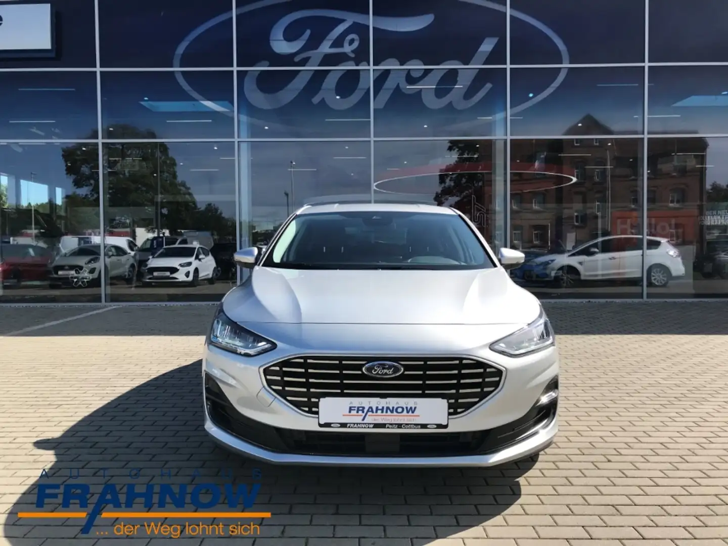 Ford Focus 1.0 EcoBoost MHEV Titanium 5-türig LED NAVI ACC SH Silber - 2
