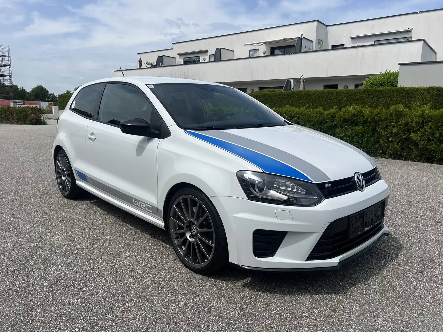 Volkswagen Polo R WRC 2,0 *Nr. 19 von 68* Beyaz - 1
