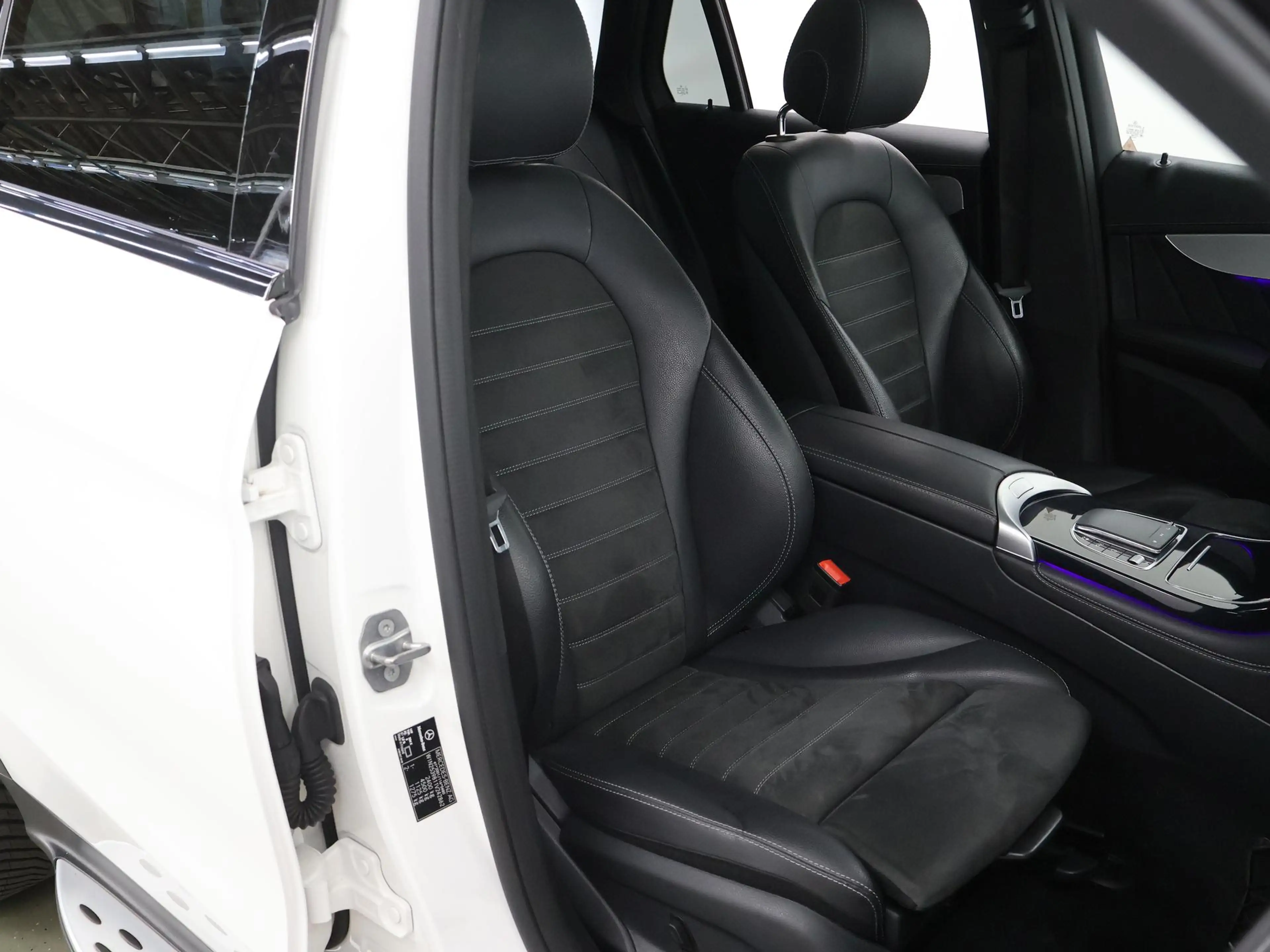 Mercedes-Benz GLC 200 4MATIC Business Solution AMG | Panoramadak | Trekh — photo 10