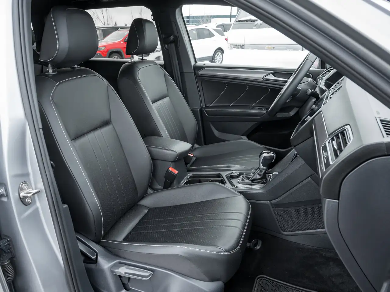 Volkswagen Tiguan снимка Volkswagen Tiguan