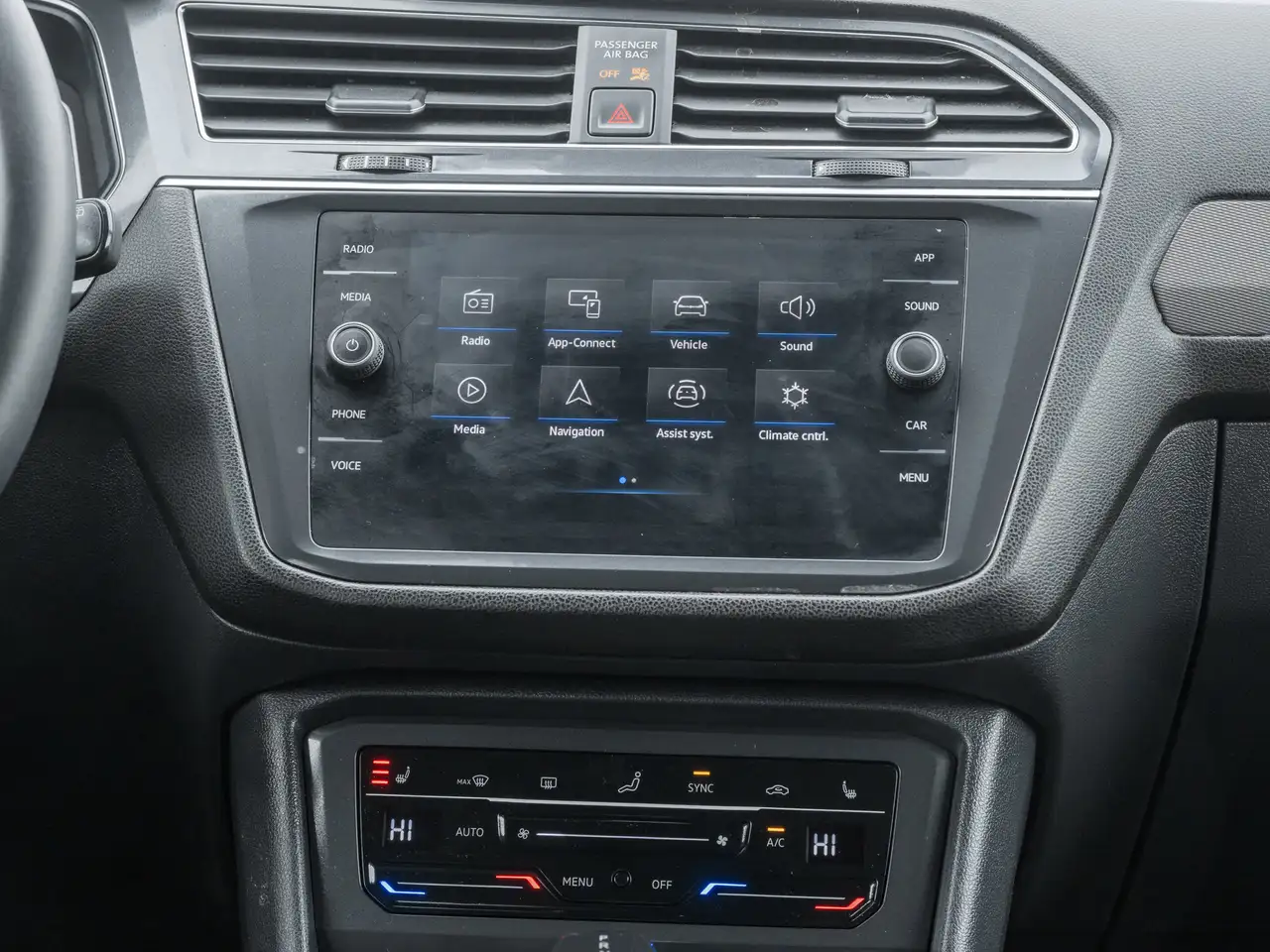 Volkswagen Tiguan снимка Volkswagen Tiguan