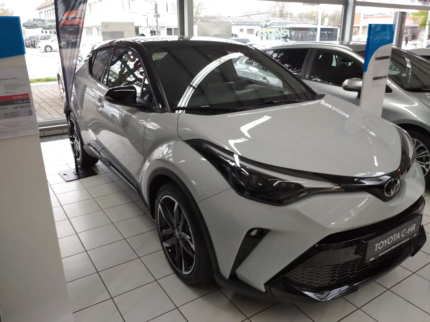 Toyota C-HR C-HR 2.0 Hybrid GR Sport Grau - 2