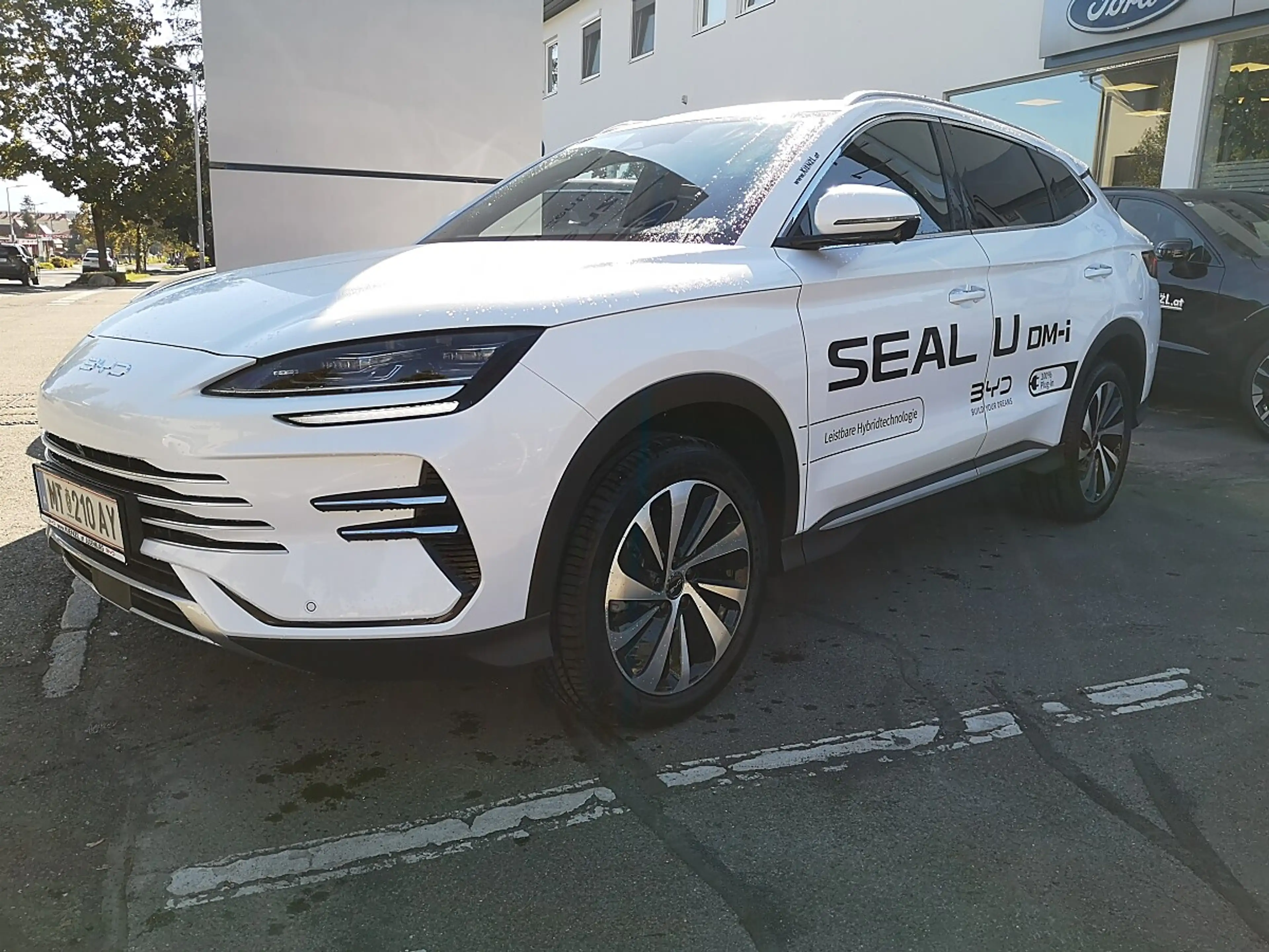 BYD Seal U PHEV Design AWD