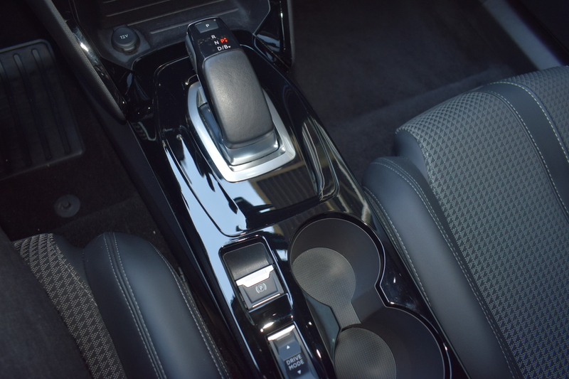 Peugeot e-2008 EV GT 50 kWh | 360° Camera | Climate + Cruise Cont — photo 15