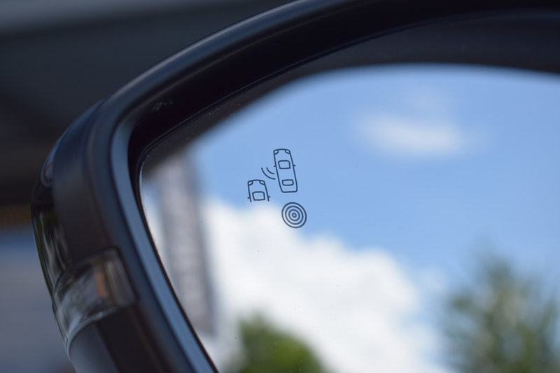 Peugeot e-2008 EV GT 50 kWh | 360° Camera | Climate + Cruise Cont — photo 5