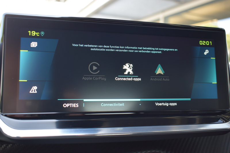 Peugeot e-2008 EV GT 50 kWh | 360° Camera | Climate + Cruise Cont — photo 13