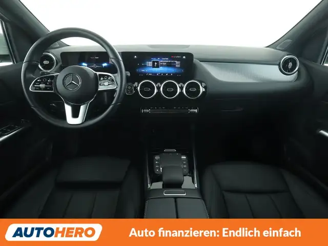 Mercedes-Benz B-Class view 12