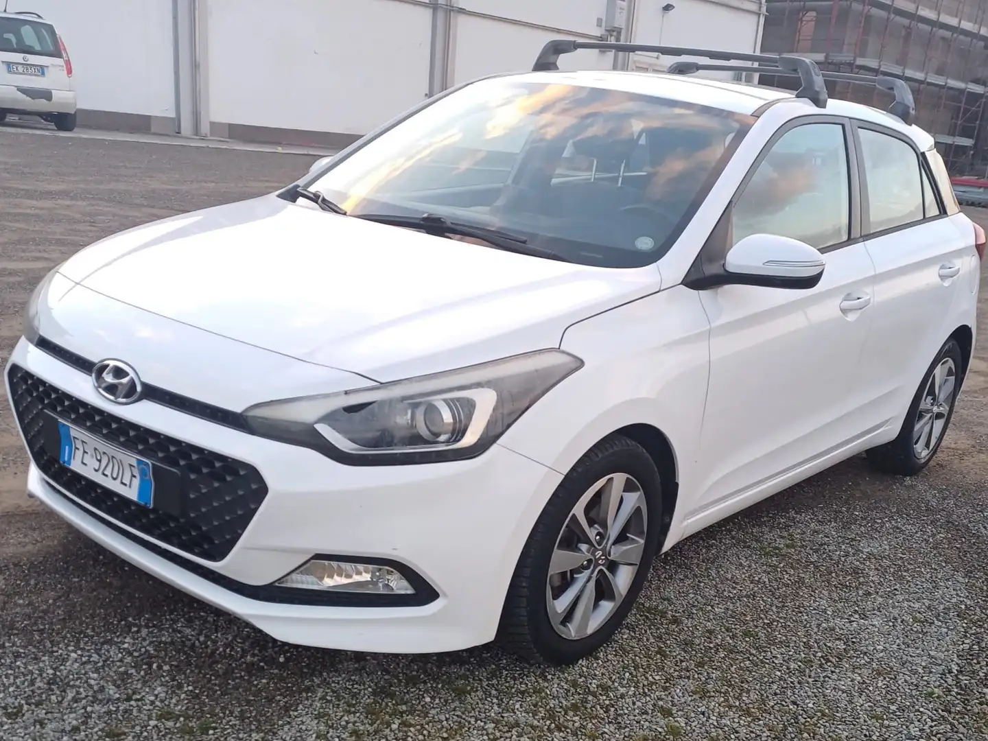 Hyundai i20 i20 II 2015 5p 1.1 crdi Style 75cv Wit - 1