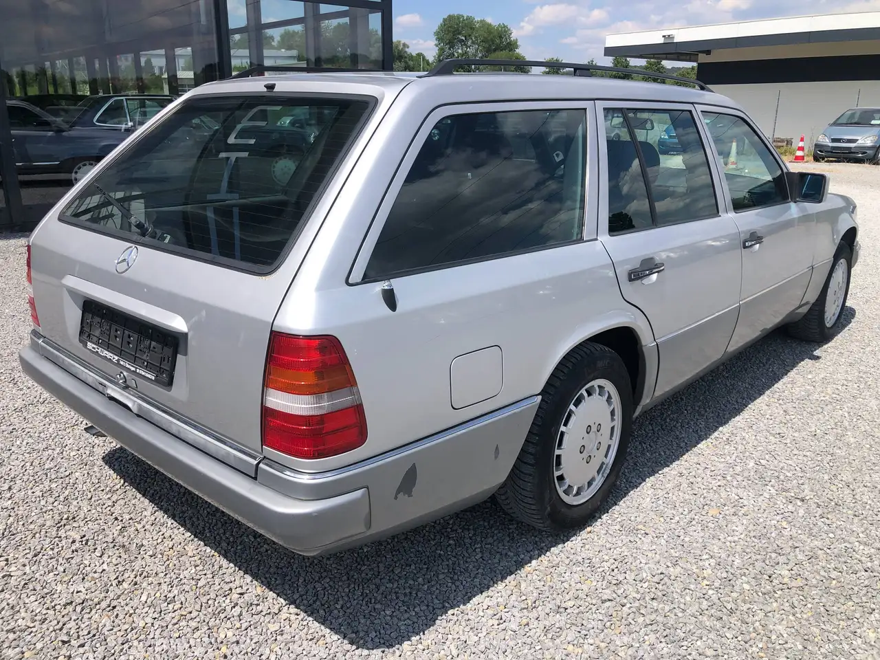 Mercedes-Benz E 200 T Automatik*AHK*Klimaanlage*Tempomat*, foto 5