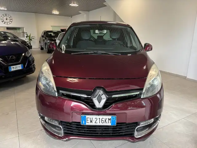 Renault Scenic view 3