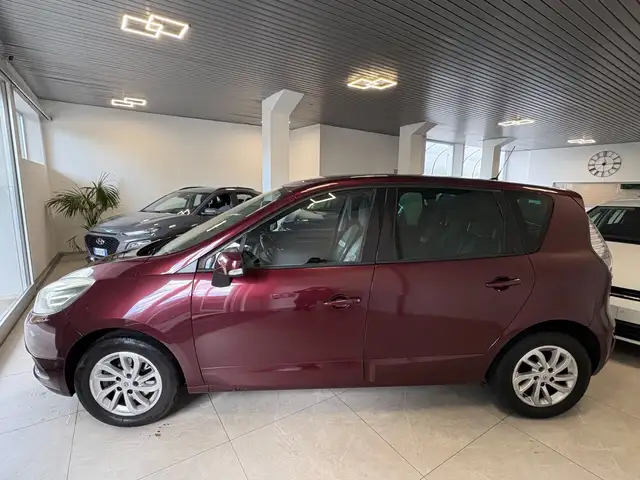 Renault Scenic view 2