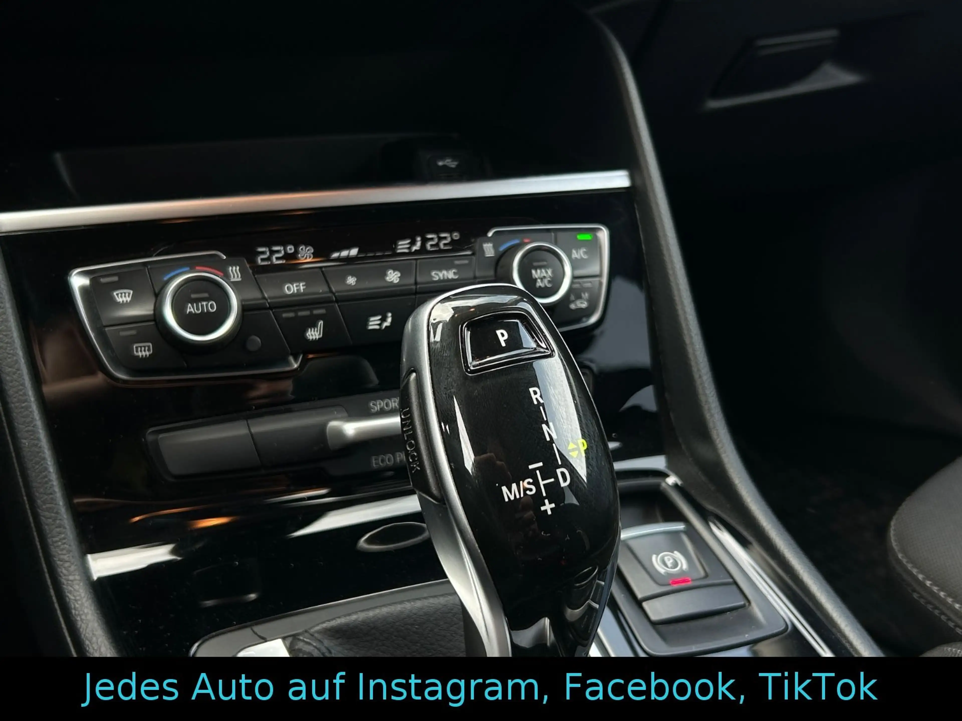 BMW 218 d Gran Tourer Automatik / LED — photo 15