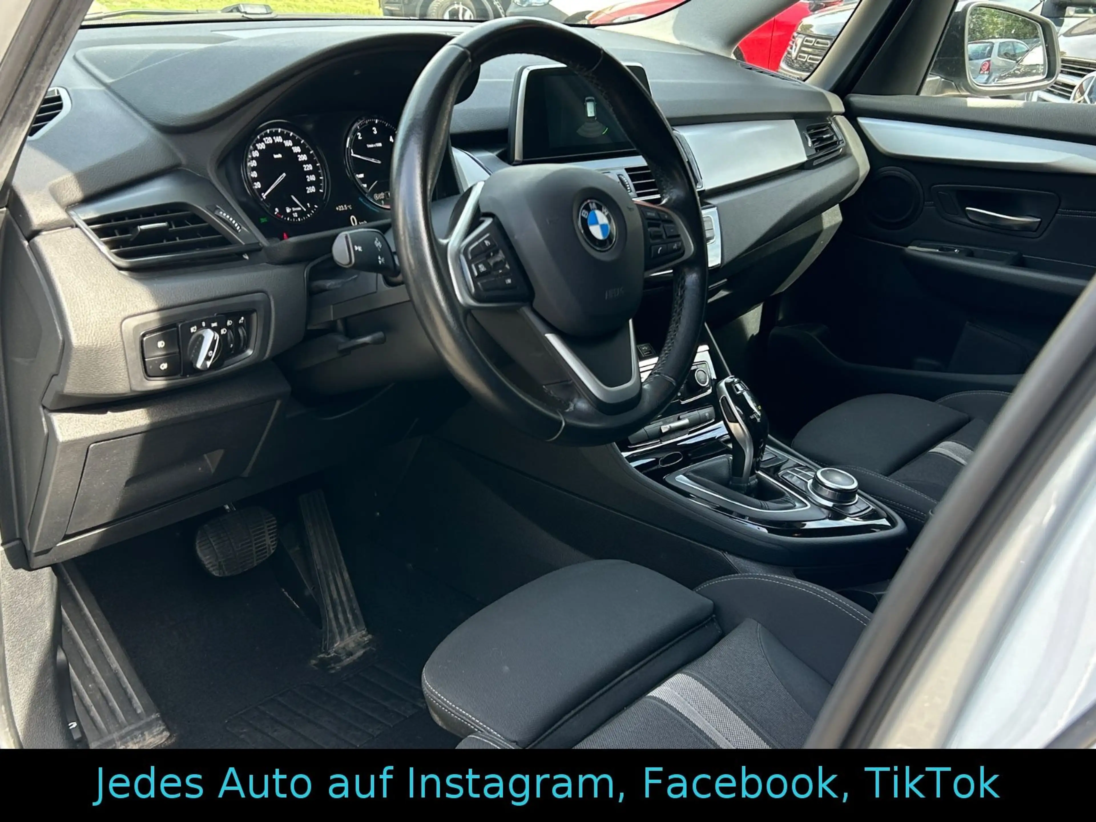 BMW 218 d Gran Tourer Automatik / LED — photo 17