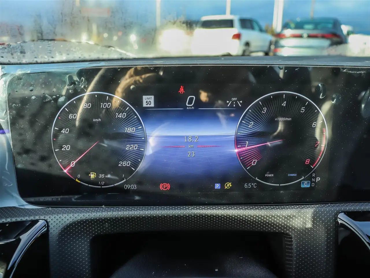 Mercedes-Benz CLA снимка Mercedes-Benz CLA