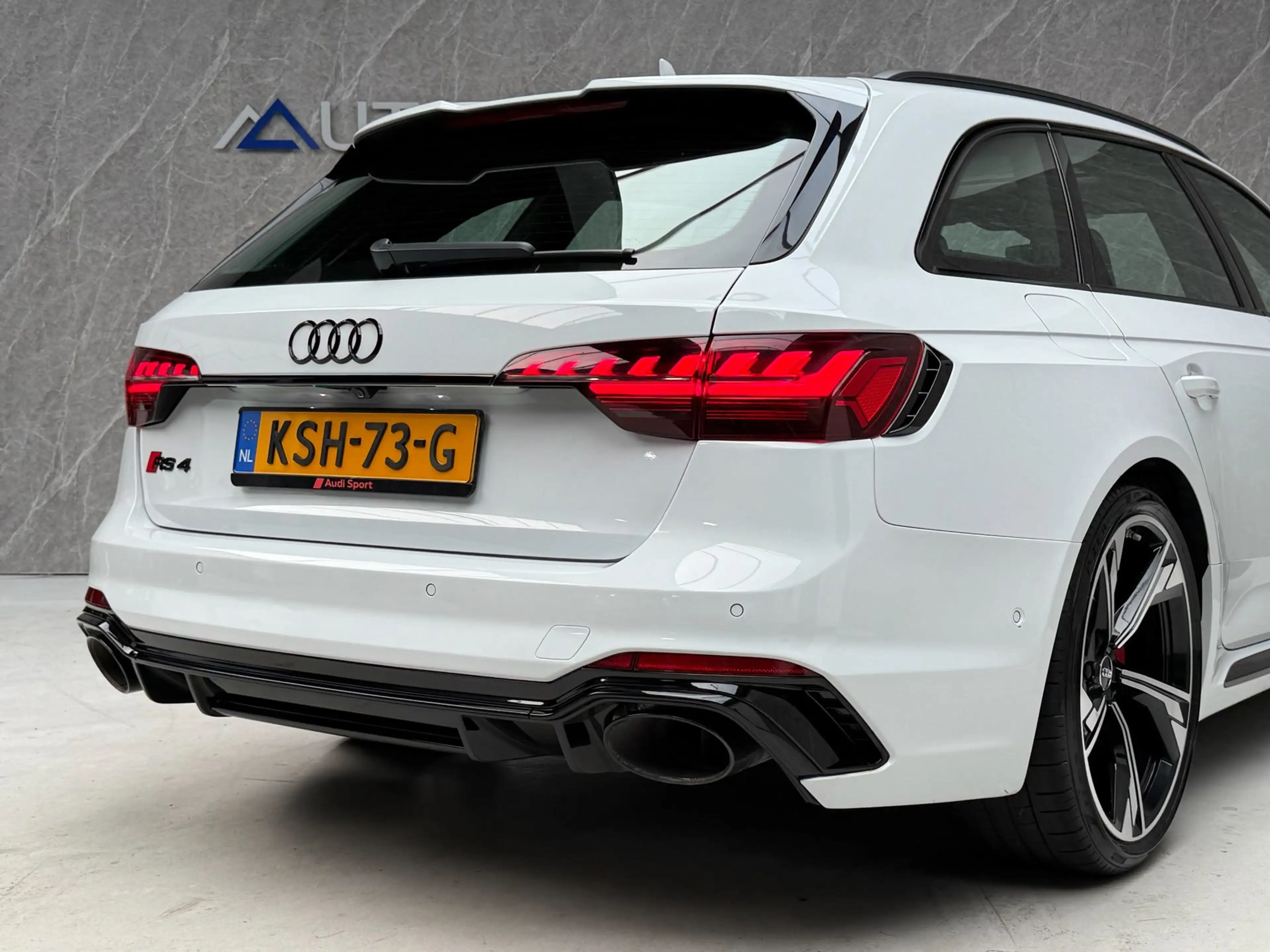 Audi RS4 Avant 2.9 TFSI quattro / Keramisch / Dealer Onderh — photo 7