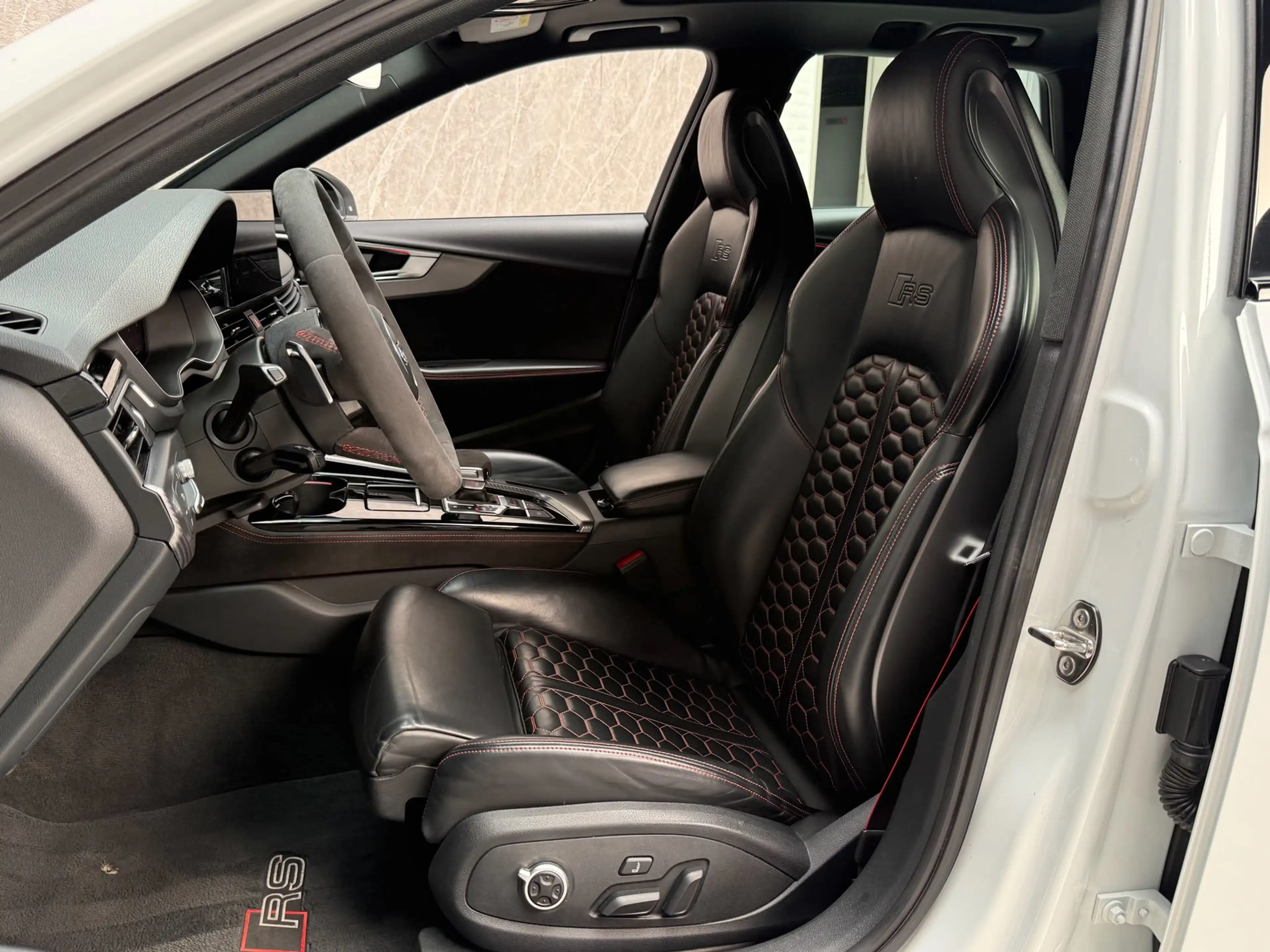 Audi RS4 Avant 2.9 TFSI quattro / Keramisch / Dealer Onderh — photo 14